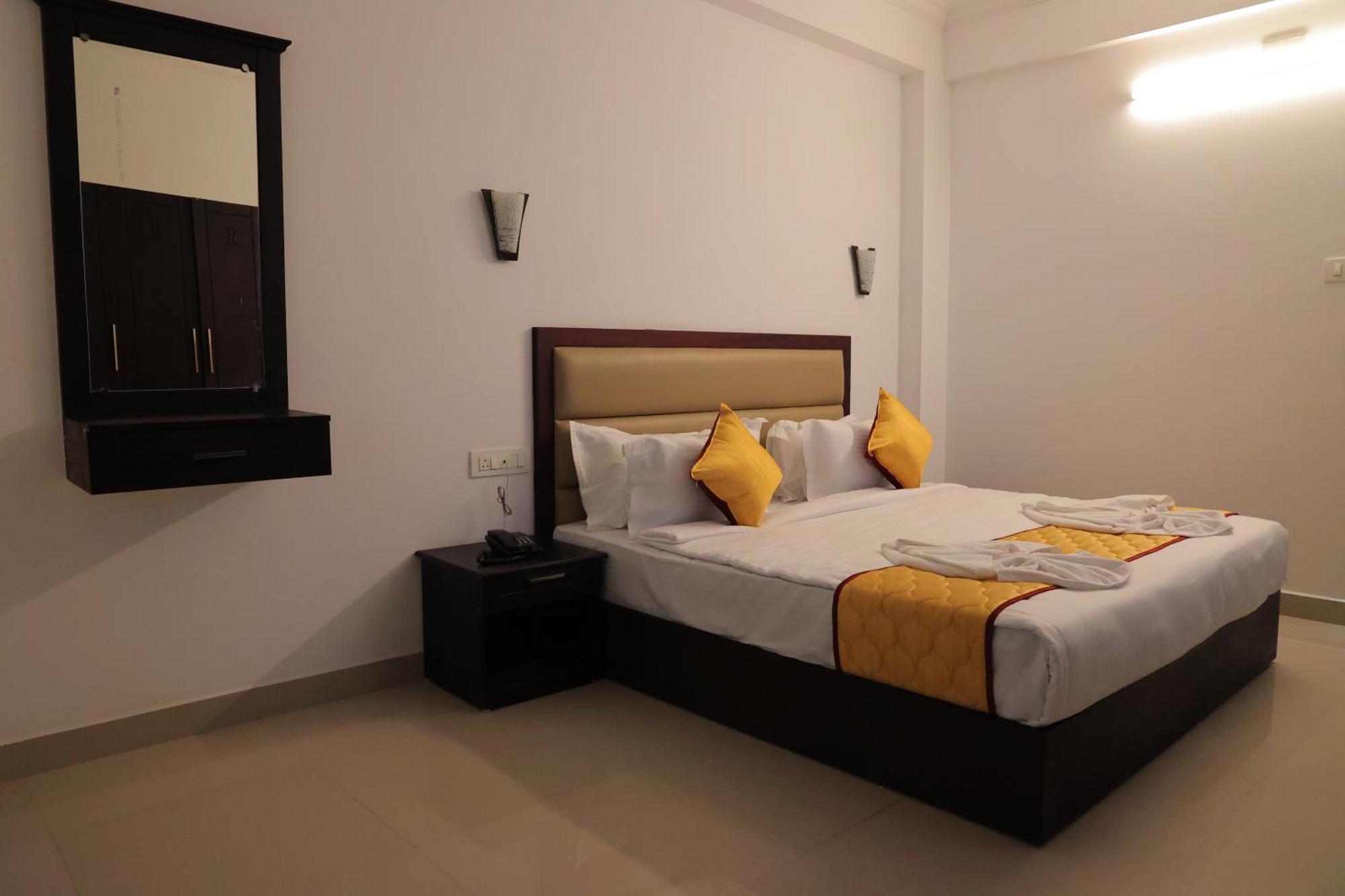Spring Valley Resort Thekkady Exteriör bild